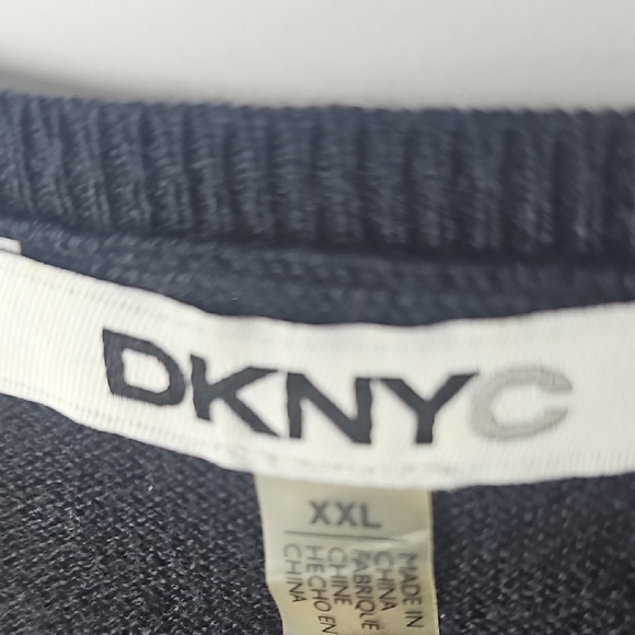 DKNYC Women's Black Sheer Hem Blouse Size XXL - Picture 2 of 9